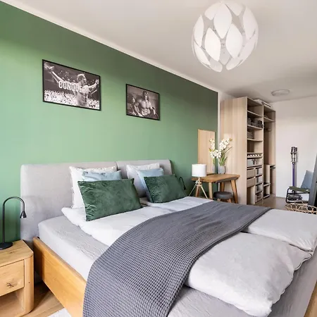 Edler Wohnraum Panoramablick 3 Sz Boxspringbetten, E-ladestation, Kaffeevollautomat, Klima, Lift, Terrasse & 2xtg Апартаменты