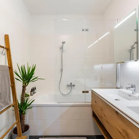 Apartment Edler Wohnraum Panoramablick 3 Sz Boxspringbetten, E-ladestation, Kaffeevollautomat, Klima, Lift, Terrasse & 2xtg *