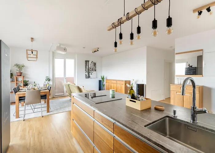 Daire Edler Wohnraum Panoramablick 3 Sz Boxspringbetten, E-ladestation, Kaffeevollautomat, Klima, Lift, Terrasse & 2xtg Graz