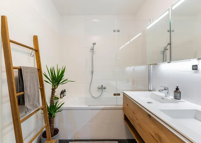 Daire Edler Wohnraum Panoramablick 3 Sz Boxspringbetten, E-ladestation, Kaffeevollautomat, Klima, Lift, Terrasse & 2xtg *